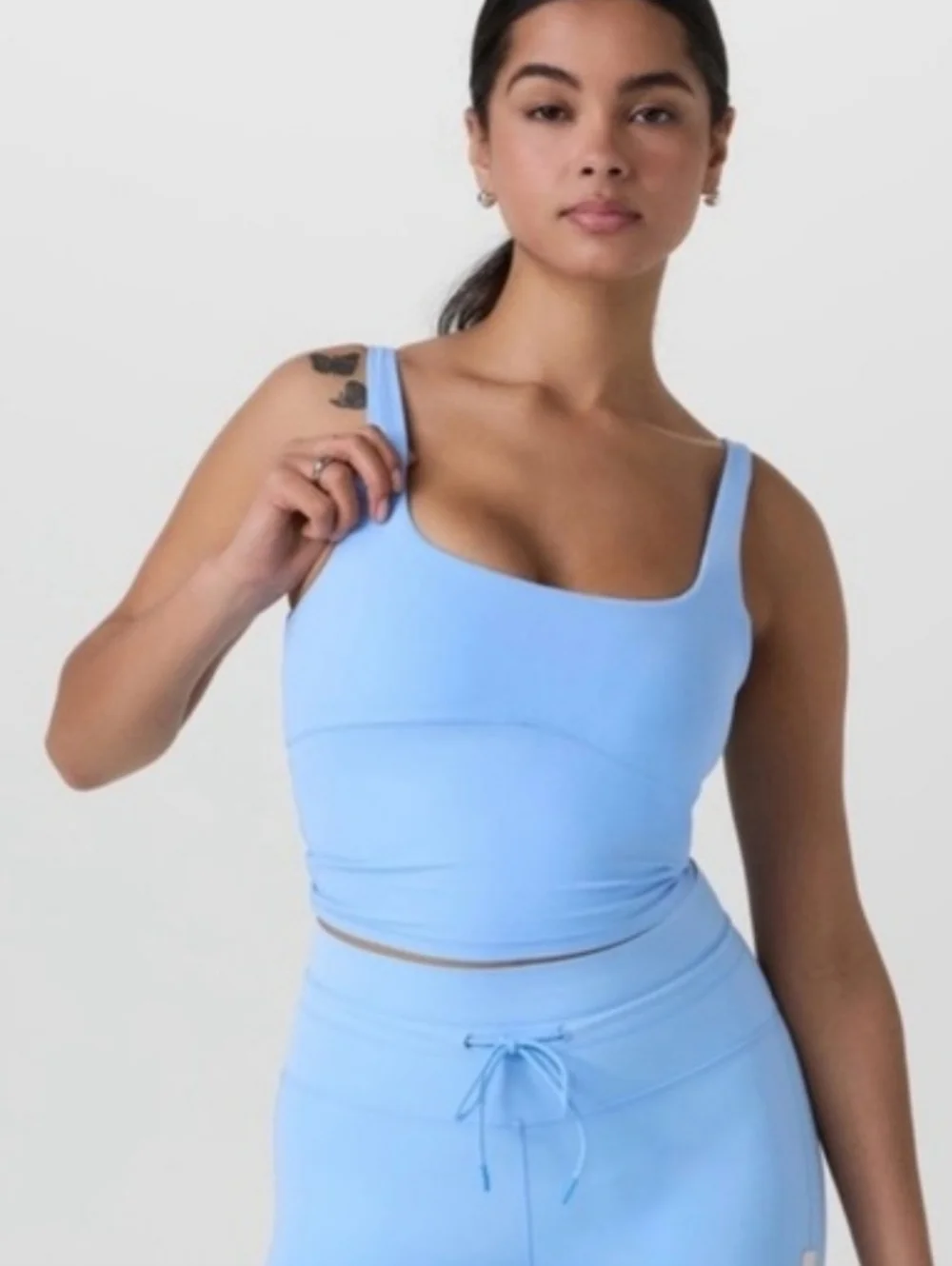 NWOT Vuori Alltheform Light Blue Square Neck Athletic Tank Top Medium Athleisure - Picture 2 of 10